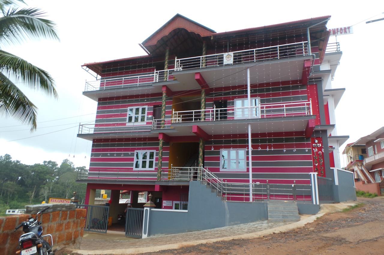 Iroomz Sri Vinayaka Comfort Virajpet Exteriér fotografie